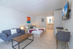 Serenity Studio 8 min to Disney and Universal Studio